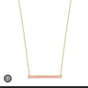 Kendra Scott Kelsey Bar Pendant Necklace in Coral Kyocera Opal